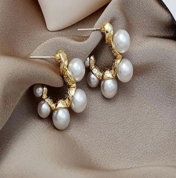 767081 +763564+778702 Pulsera, Aretes..